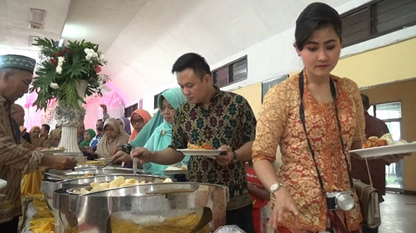 Catering prasmanan daerah Karet Jakarta Selatan murah dan enak