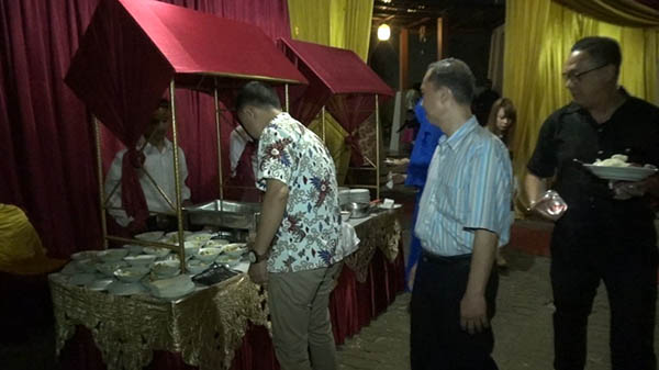 Catering di Kota Bambu Utara dan Kota Bambu Selatan