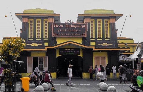 Pasar Beringharjo Yogyakarta